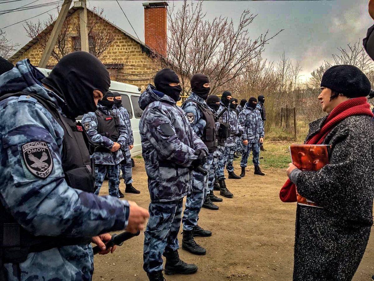 Україна звернулась до ЄС через облаву ФСБ на кримських татар