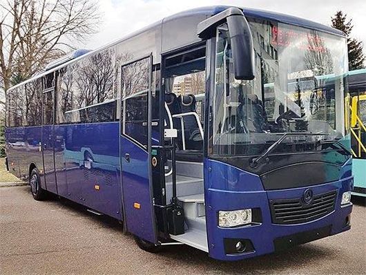 «Тюльпан» з усіма зручностями: корпорація «Еталон» представила туристичний 10-метровий автобус
