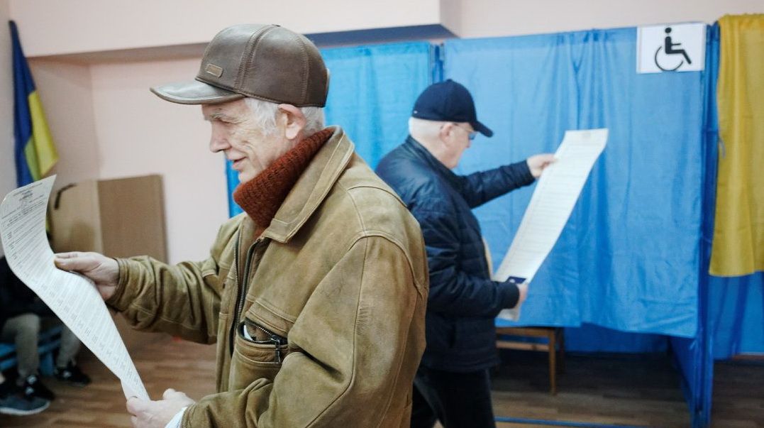 Вибори 2019: перший тур показав, наскільки різного хочуть українці (відео)