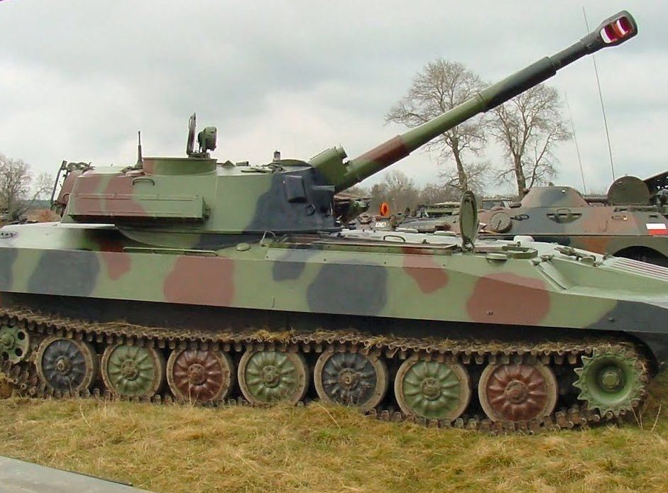 ОБСЄ зафіксувала на Донбасі заборонені танки та гаубиці «Гвоздика»