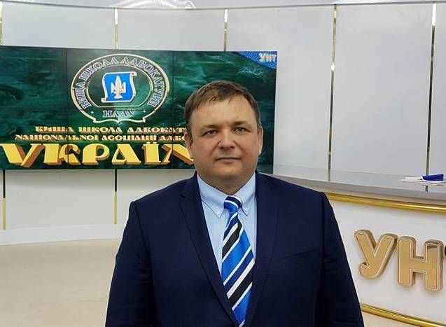 Екс-голова Конституційного суду Станіслав Шевчук хоче оскаржити своє звільнення