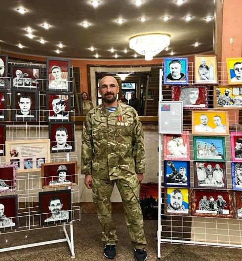 Ветеран батальйону «Айдар» Руслан Кашаюк рятує побратимів від привидів війни мистецтвом