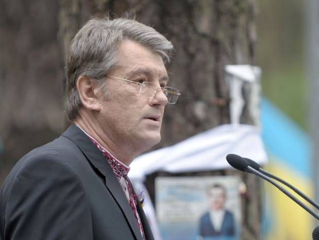 Генпрокуратура підозрює Ющенка в сприянні Януковичу у справі Межигір'я