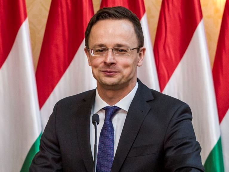 Угорщина хоче від України поправок до закону про мову за розблокування в НАТО