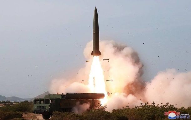 У КНДР запустили кілька ракет