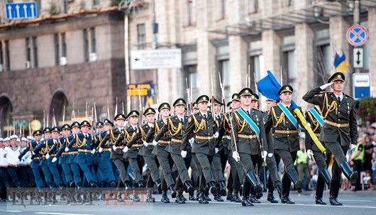 Не допустіть ганьби: офіцери-ветерани закликали Зеленського не скасовувати військовий парад до Дня Незалежності України