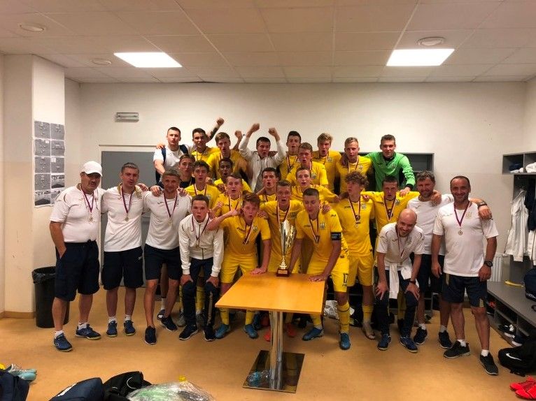 Юнацька збірна України перемогла Чехію в турнірі з футболу