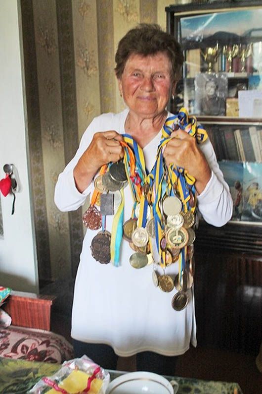 Найтитулованішій спортсменці Полтавщини Анастасії Дойниковій виповнилося 80 років