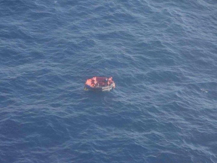 Зникле в Атлантичному океані судно з українцями затонуло: врятовані двоє