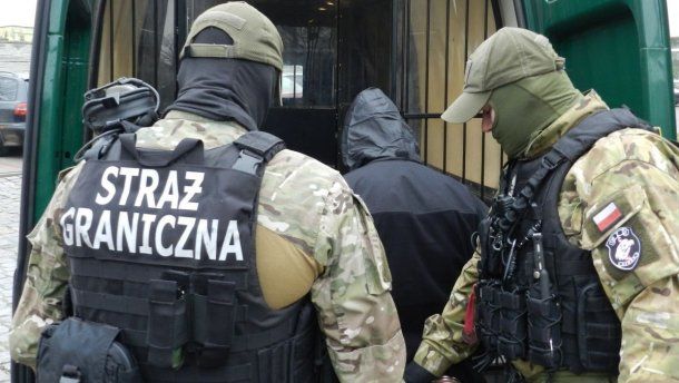 Розшукуваного 14 років Інтерполом українця затримали у Польщі