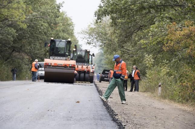 Україна візьме кредит у розмірі 450 млн євро на будівництво доріг