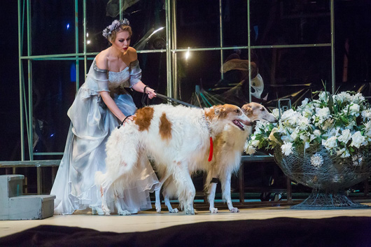 Дама з камеліями повертається: в Одесі відбулася прем'єра опери La Traviata