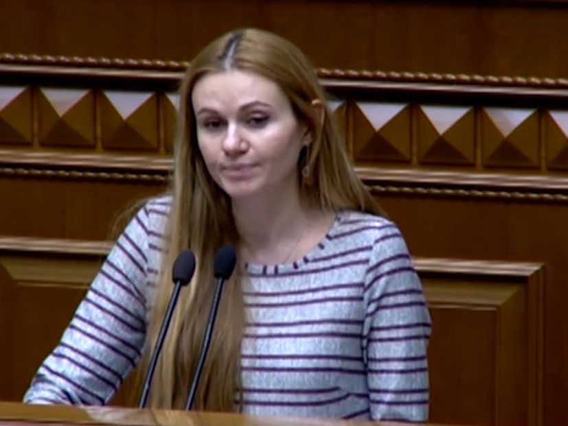 «Слуга народу» Анна Скороход звинуватила партію в затриманні її чоловіка