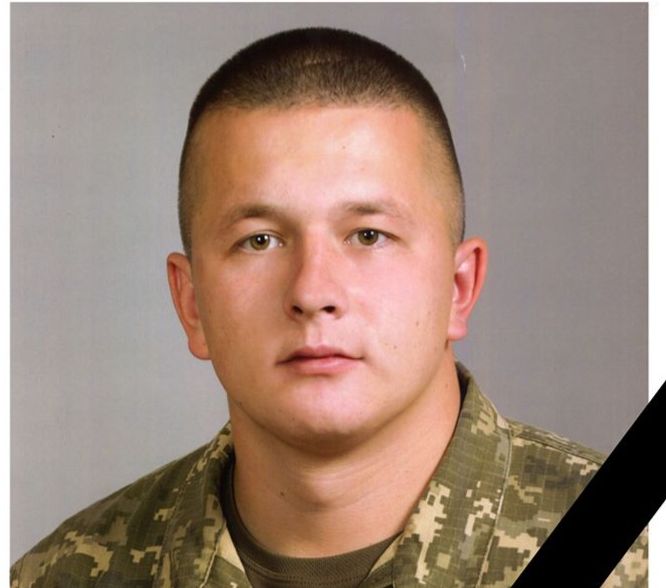 На Донбасі загинув старший лейтенант Богдан Шацький