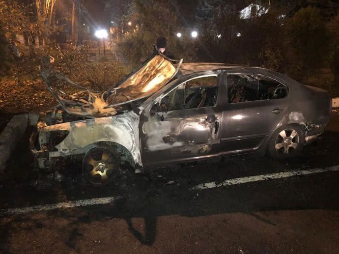 Уночі спалили машину в.о. начальника Одеської митниці Резніка