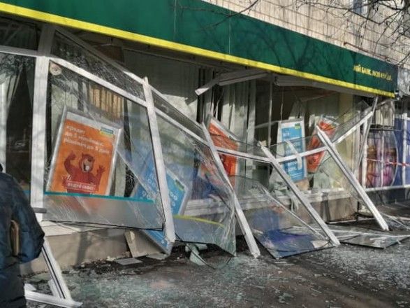Підрив відділення банку у Києві: злочинців затримано