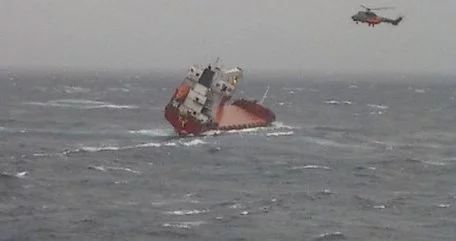 Аварія судна біля берегів Греції: український екіпаж врятовано