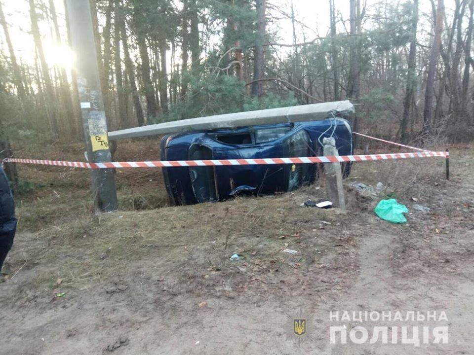 На Київщині автомобіль збив двох дітей, вони у реанімації