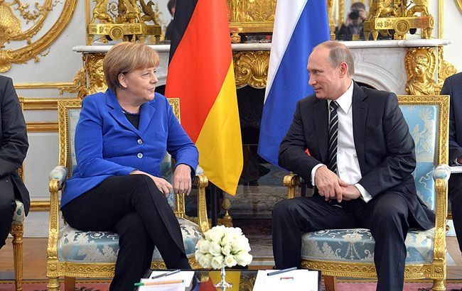 Путін і Меркель обговорили транзит газу через Україну