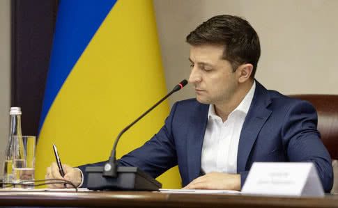 Зеленський підписав закон про обмеження депутатської недоторканності