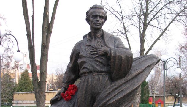 Цей день в історії: 85 років тому народився Василь Симоненко