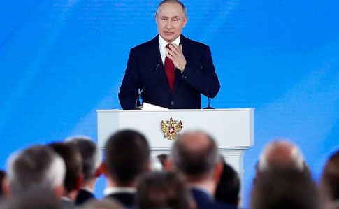 Путін пропонує змінити вимоги до президента Росії