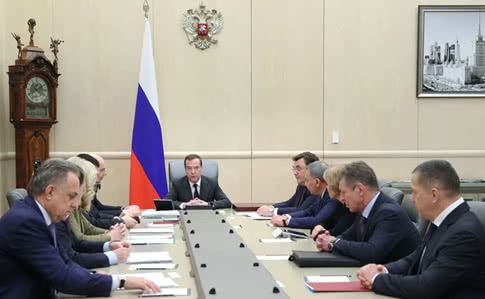 Уряд Росії подав у відставку