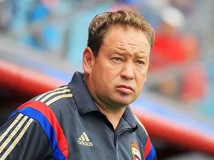 Екстренер збірної Росії пожалівся, що йому бракує матчів із «Шахтарем» і «Динамо»