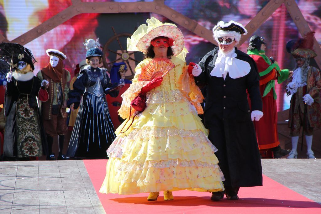 Венеція готується до відкриття карнавалу, фото, відео