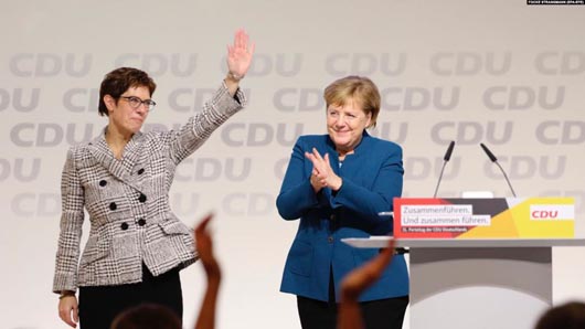 «Міні-Меркель» не буде висуватися на пост канцлера