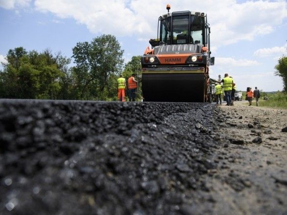 На ремонт доріг Уряд планує витратити понад 70 млрд гривень