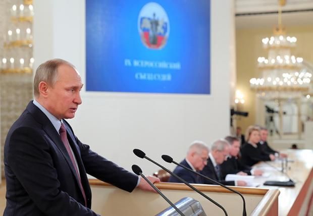 Путін обнулив свої президентські терміни у Конституції