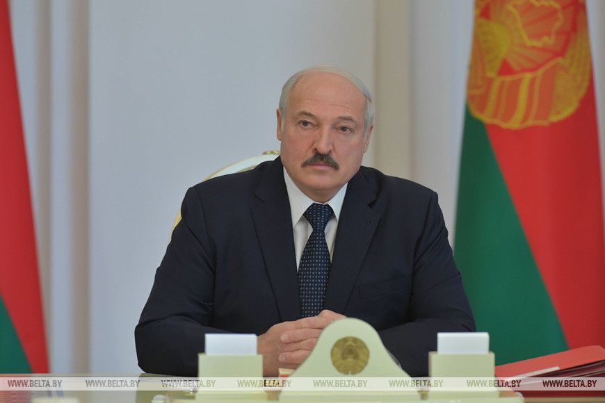 Росія палає від коронавірусу – Лукашенко