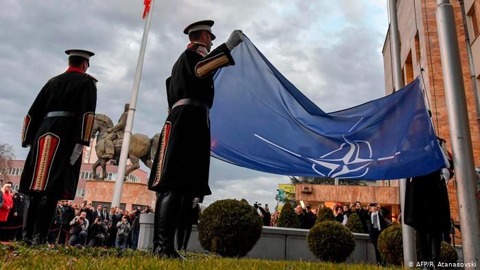 Північна Македонія офіційно стала членом НАТО
