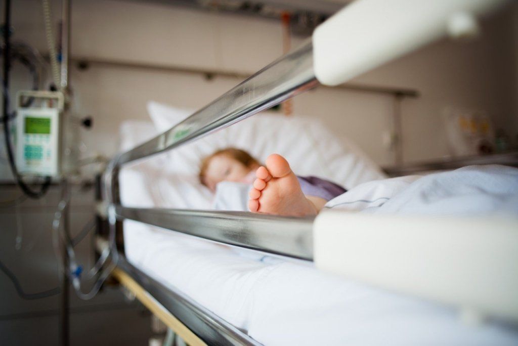 У Києві лікарі не приймали немовля у важкому стані