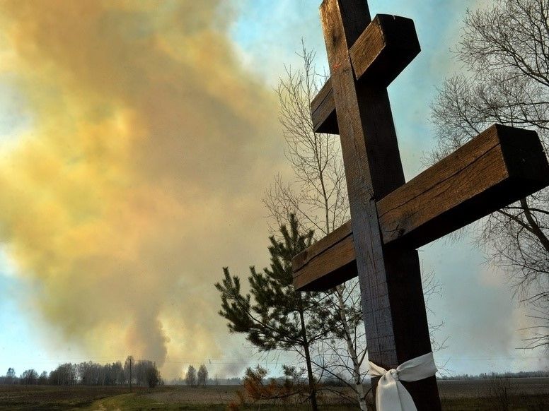 У Чорнобильській зоні тиждень гасять пожежі