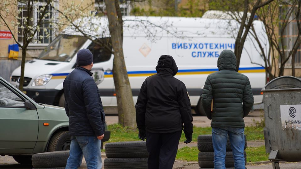 У Львові підірвали гранату в лікарні: один загиблий, фото