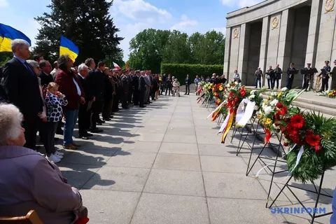 Україна вшановує жертв нацизму в Берліні окремо від Росії