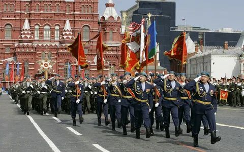 Путін вирішив провести парад Перемоги в Росії в серпні