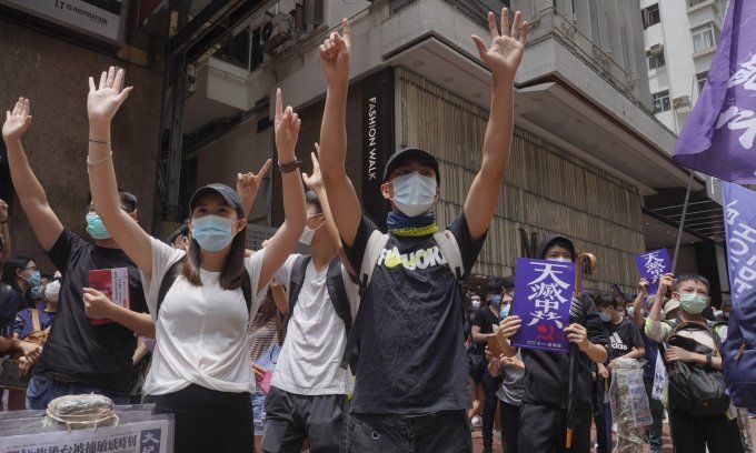 Гонконг втрачає статус автономії – Помпео