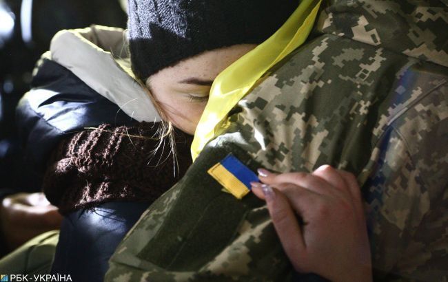 Війна на Донбасі: 4 воїнів постраждали від обстрілів