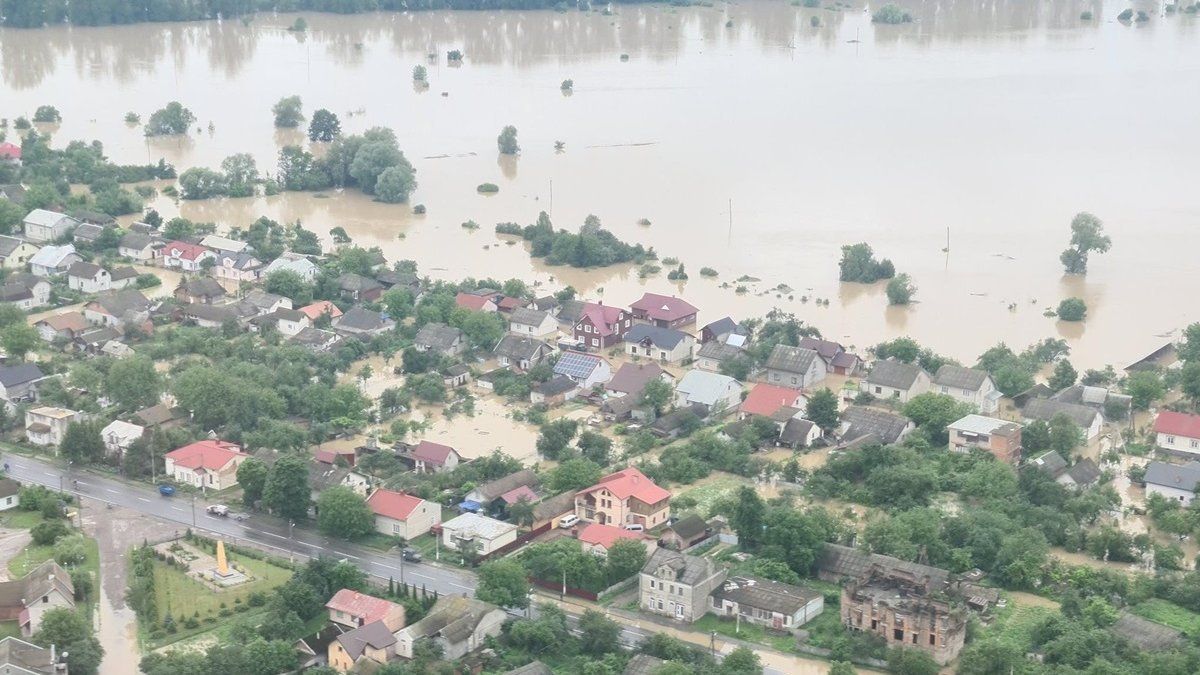 Паводки на Західній Україні: уряд виділив 10 мільйонів гривень