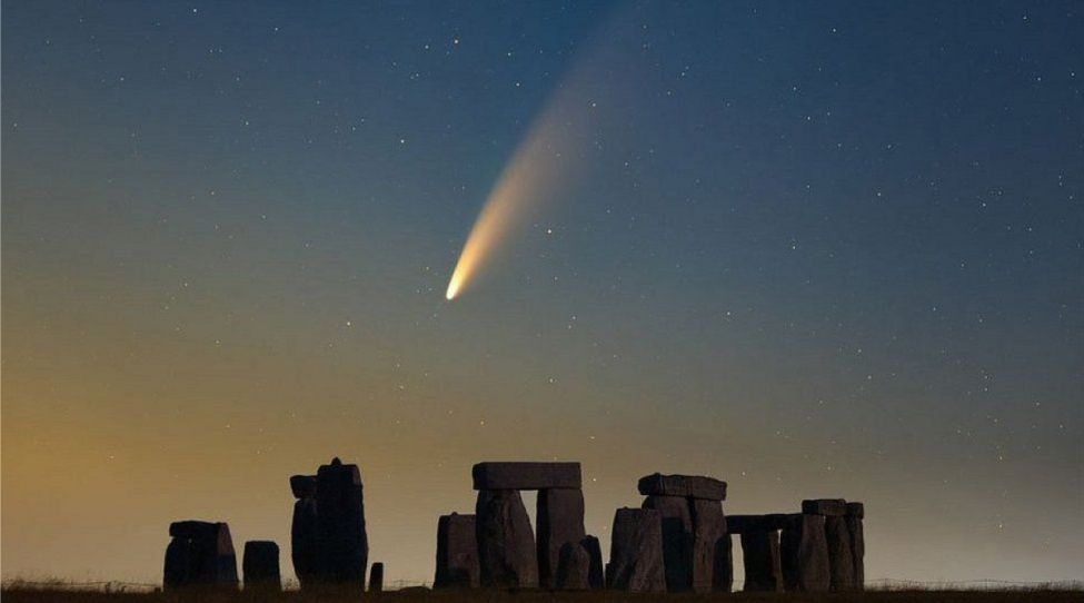 Земляни зможуть побачити комету, яка наступного разу пролетить аж через 6800 років