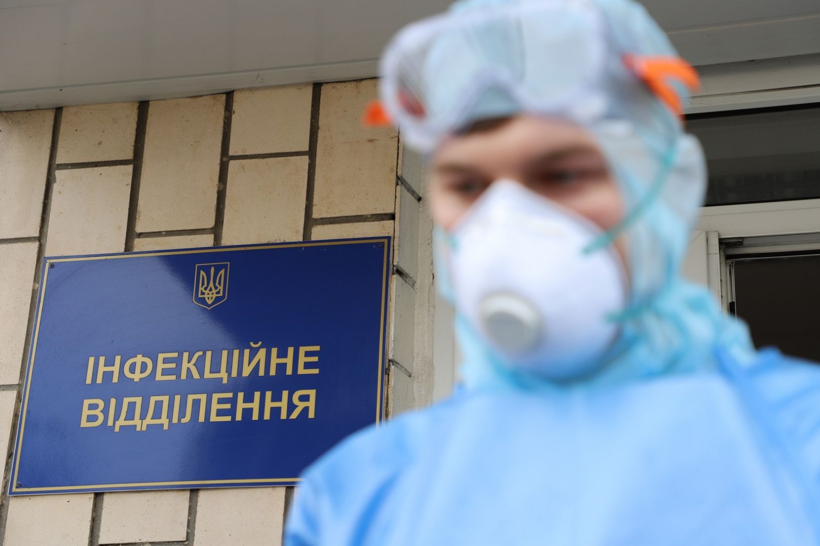 Коронавірус: в Україні фіксують понад тисячу інфікованих п’ять діб поспіль