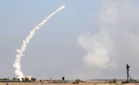 Ізраїль вразив ракетами військові об'єкти на півдні Сирії