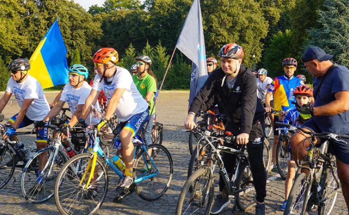 В Ужгороді стартував велопробіг ветеранів війни
