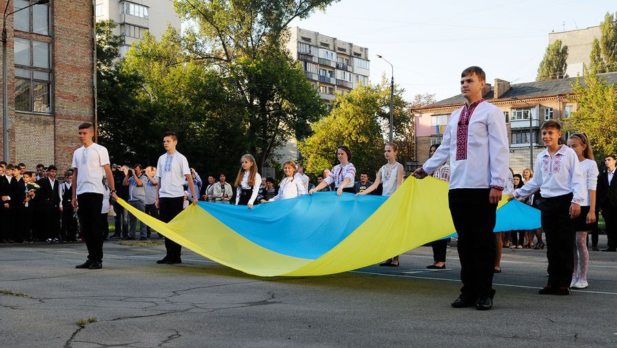 На українську мову навчання перейдуть близько 200 тисяч учнів – Кремінь
