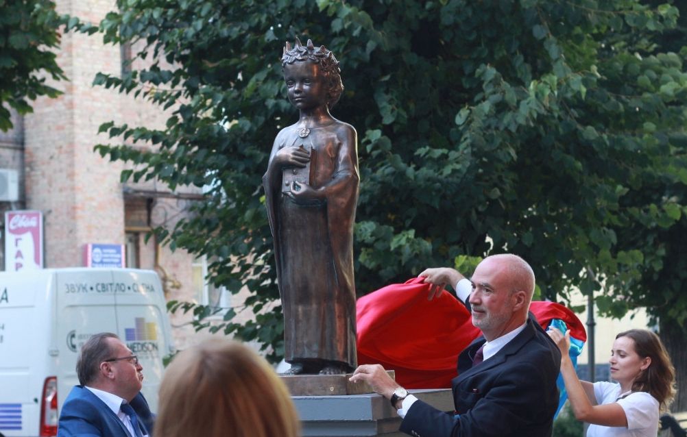 У Луцьку відкрили пам’ятник Анні Ярославні Київській