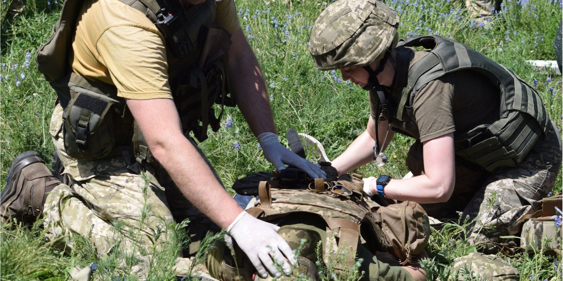 На Донбасі військовий підірвався на невідомому вибуховому пристрої