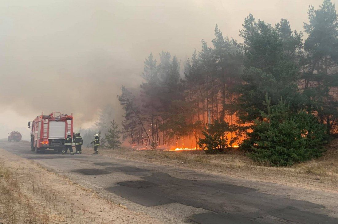 За командою з Кремля: масштабні пожежі на Луганщині запалили окупанти